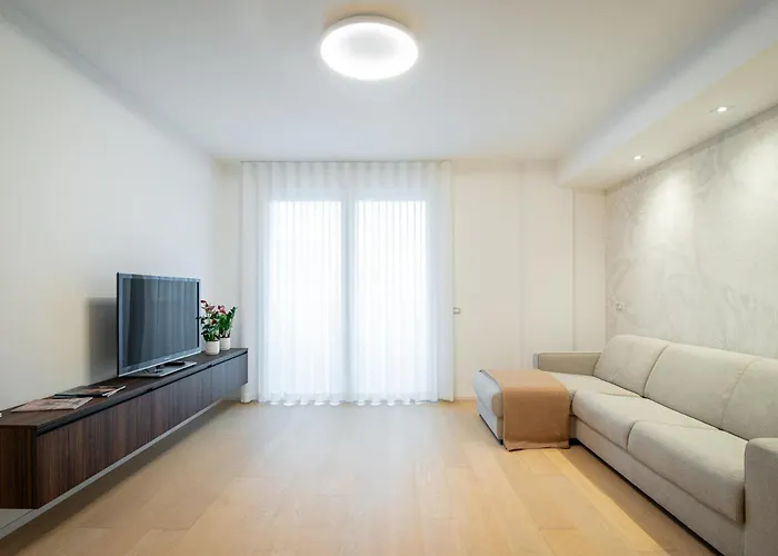 Lovelyhomes G24 Apartamento