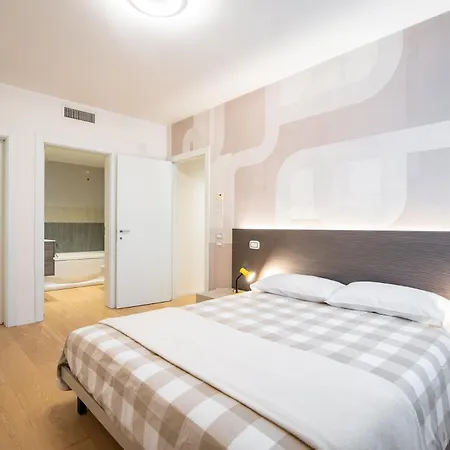 Lovelyhomes G24 Apartment