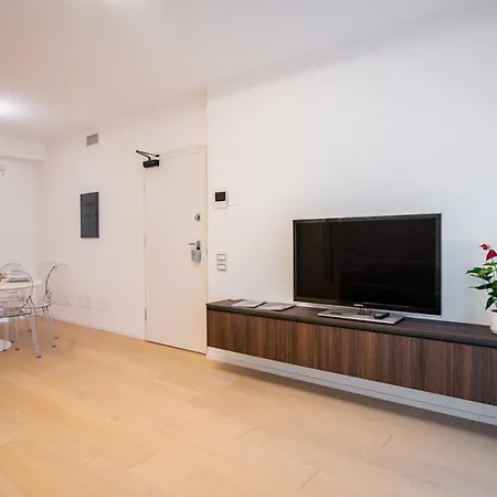 Lovelyhomes G24 Apartament Padwa